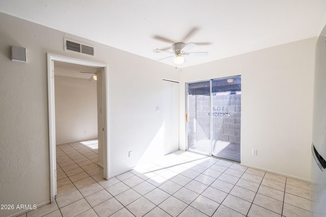2440 E WALTANN Lane, Phoenix, AZ 85032