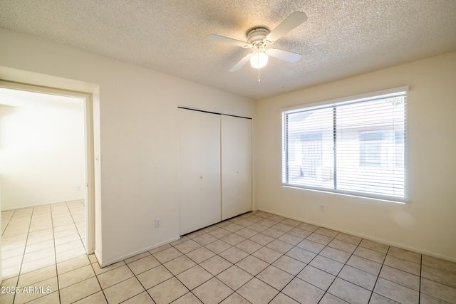 2440 E WALTANN Lane, Phoenix, AZ 85032