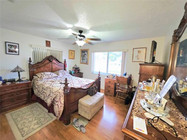 20317 NW 33rd Ave, Miami Gardens, FL 33056