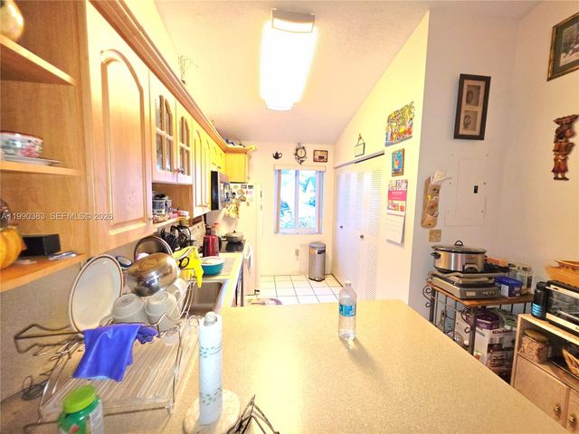 20317 NW 33rd Ave, Miami Gardens, FL 33056