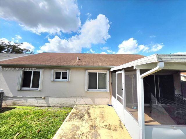 20317 NW 33rd Ave, Miami Gardens, FL 33056