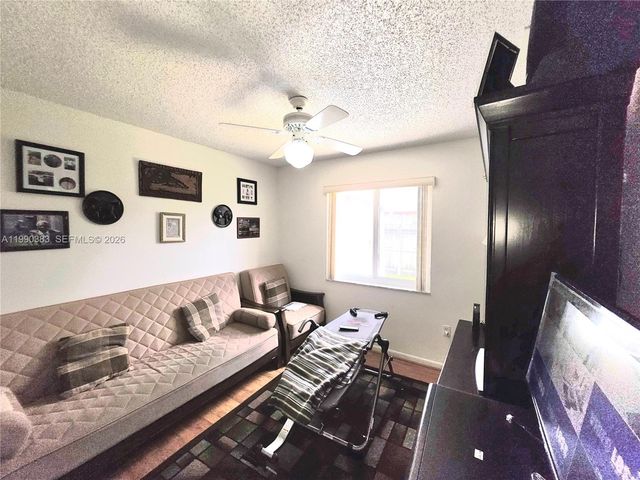 20317 NW 33rd Ave, Miami Gardens, FL 33056