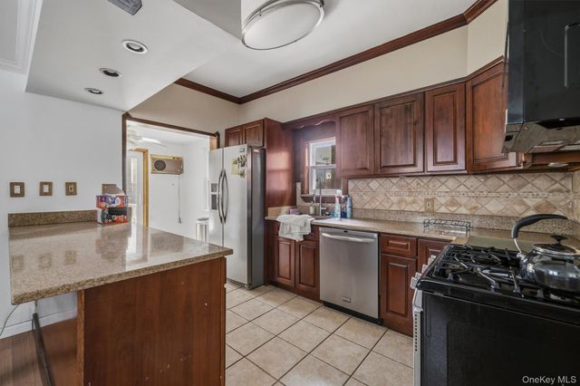 2400 Morgan Avenue, Bronx, NY 10469