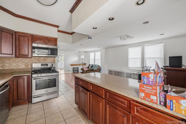 2400 Morgan Avenue, Bronx, NY 10469
