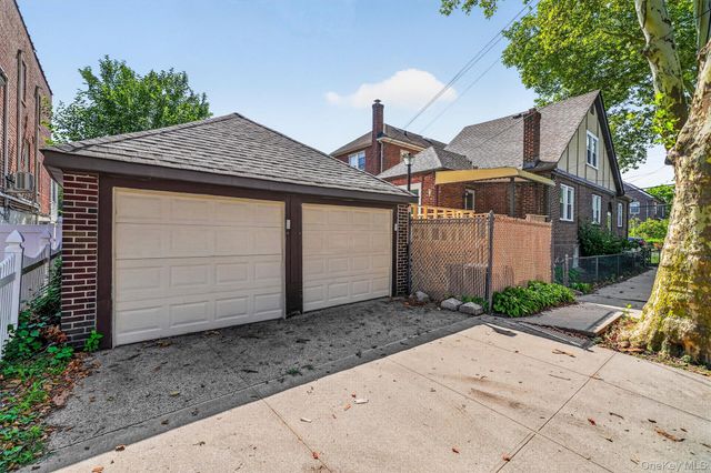 2400 Morgan Avenue, Bronx, NY 10469