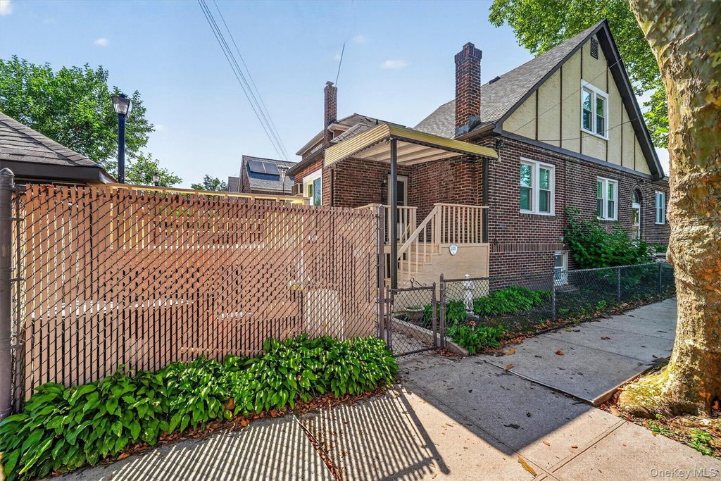 2400 Morgan Avenue, Bronx, NY 10469 — photo 4