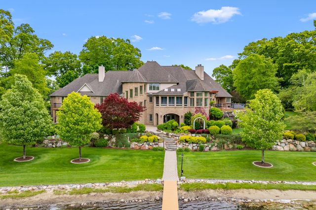 19890 M-60, Lockport Twp, MI 49093