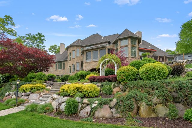 19890 M-60, Lockport Twp, MI 49093