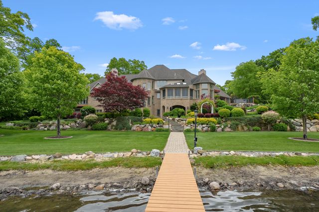 19890 M-60, Lockport Twp, MI 49093