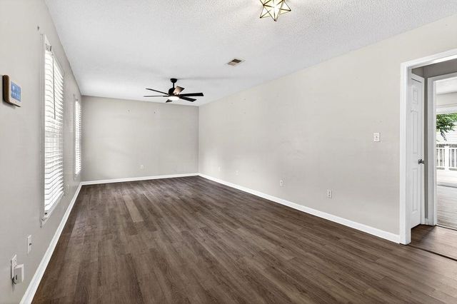 105 Pebble Dr., Myrtle Beach, SC 29588