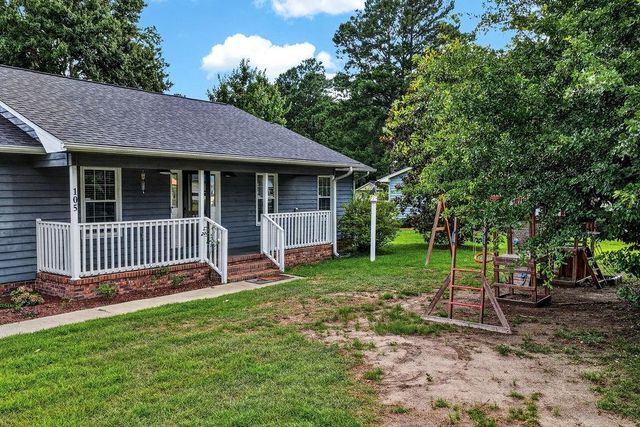 105 Pebble Dr., Myrtle Beach, SC 29588