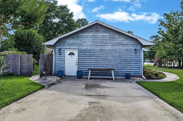 105 Pebble Dr., Myrtle Beach, SC 29588