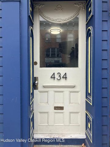 434 Warren Street, Hudson, NY 12534