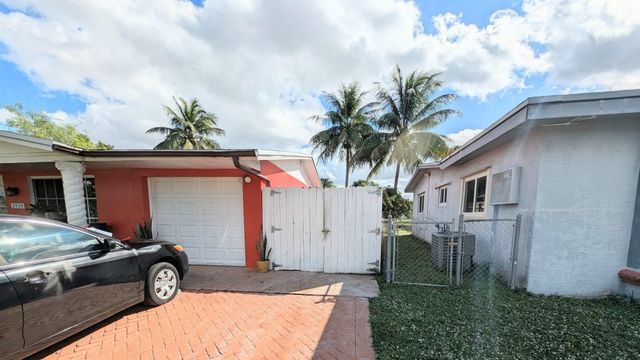2534 NW 73rd Ave, Sunrise, FL 33313