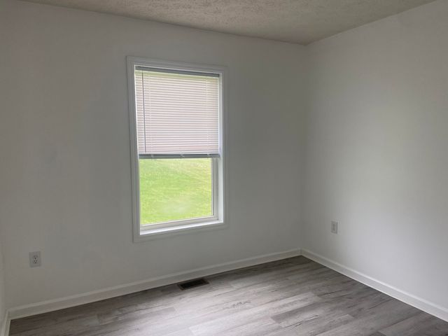 300 Tuffy Stull Road, Means, KY 40346