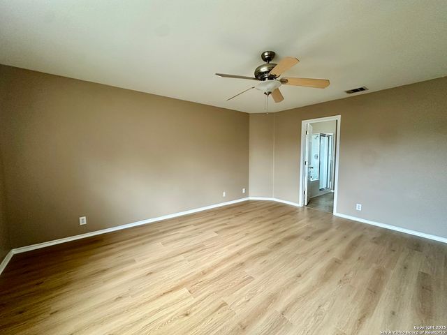 13722 Riverbank Pass, Helotes, TX 78023