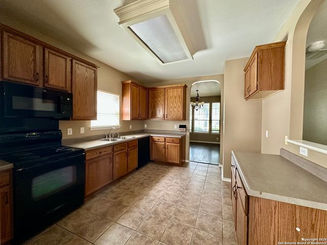 13722 Riverbank Pass, Helotes, TX 78023