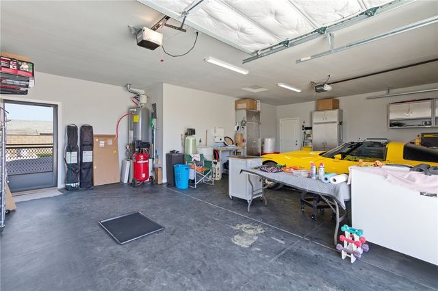 4686 E Old West Road, Kingman, AZ 86401