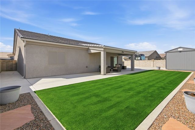 4686 E Old West Road, Kingman, AZ 86401