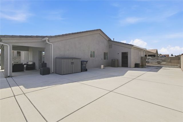 4686 E Old West Road, Kingman, AZ 86401