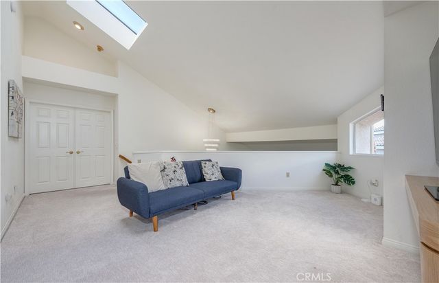 1011 S Mountcrest Court, Anaheim, CA 92808
