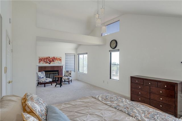 1011 S Mountcrest Court, Anaheim, CA 92808
