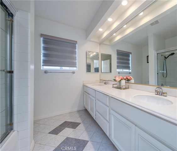 1011 S Mountcrest Court, Anaheim, CA 92808