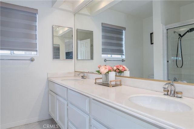 1011 S Mountcrest Court, Anaheim, CA 92808