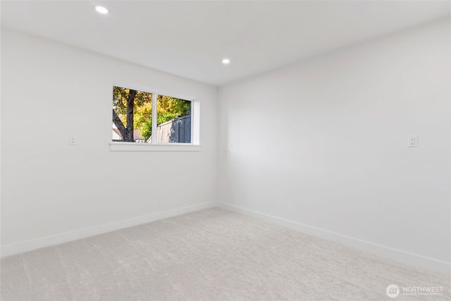 9548 3rd Avenue NW, Seattle, WA 98117