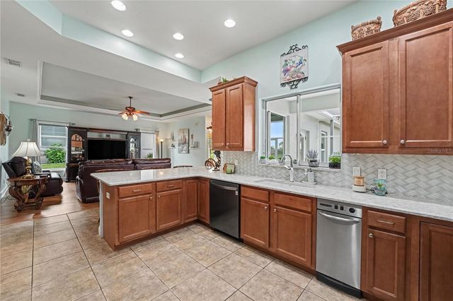 745 OSPREY LANDING DRIVE, Lakeland, FL 33813