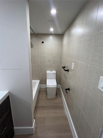 17021 N Bay Rd 124, Sunny Isles Beach, FL 33160