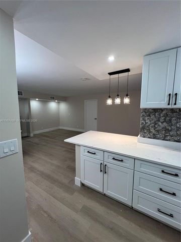 17021 N Bay Rd 124, Sunny Isles Beach, FL 33160