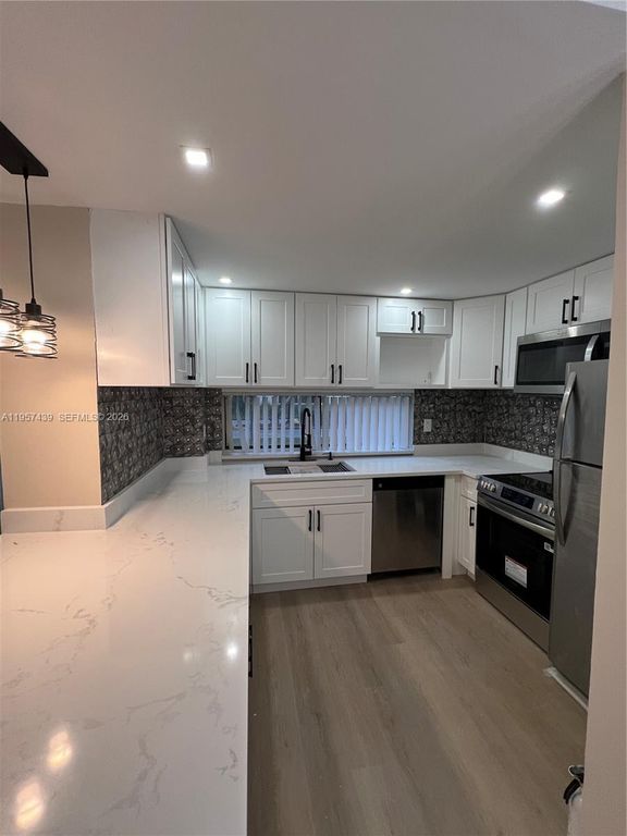 17021 N Bay Rd 124, Sunny Isles Beach, FL 33160