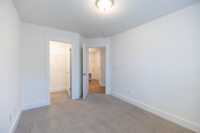 1050 Sweetleaf Dr, Franklin, TN 37064