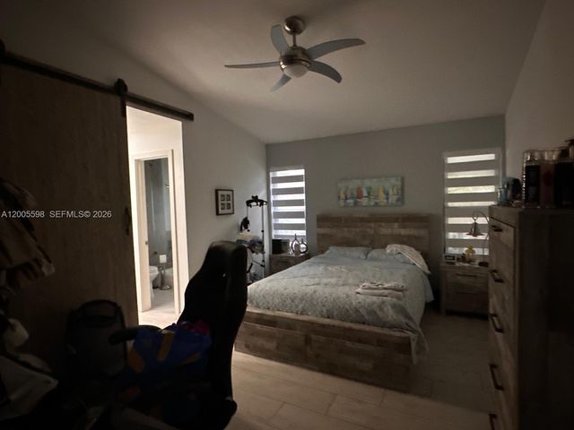 6633 NW 178th Ter, Hialeah, FL 33015