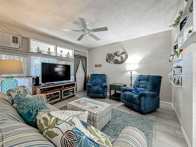 4051 58TH STREET N 239C, St Petersburg, FL 33709