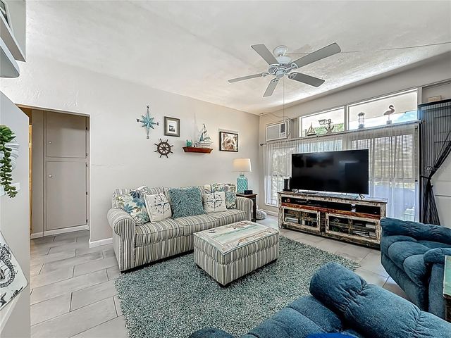 4051 58TH STREET N 239C, St Petersburg, FL 33709
