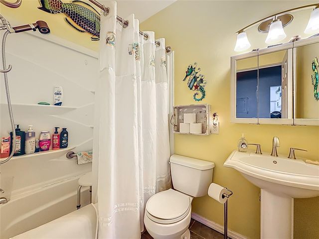 4051 58TH STREET N 239C, St Petersburg, FL 33709