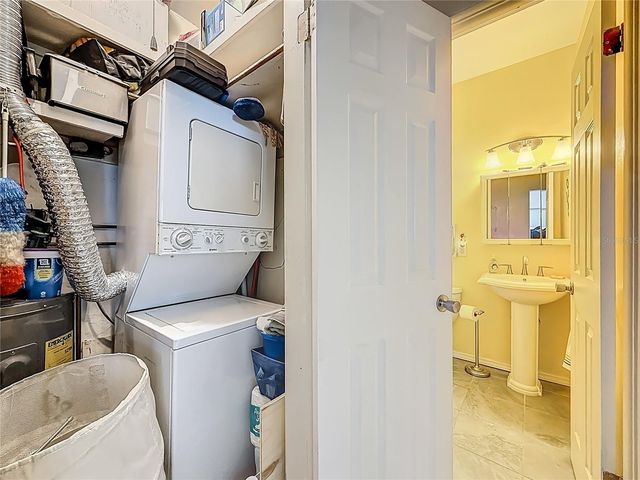 4051 58TH STREET N 239C, St Petersburg, FL 33709