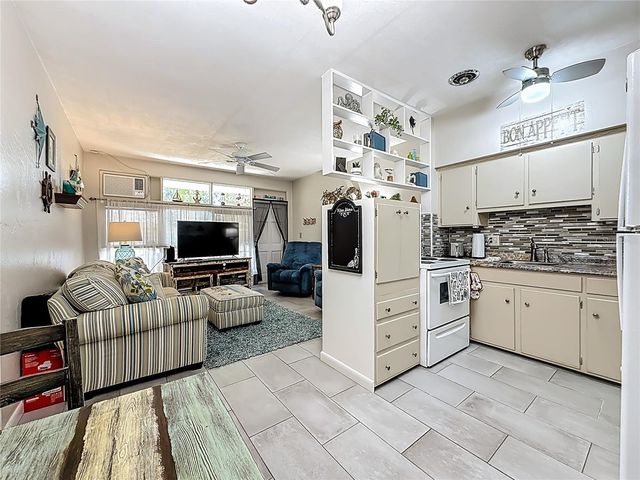 4051 58TH STREET N 239C, St Petersburg, FL 33709