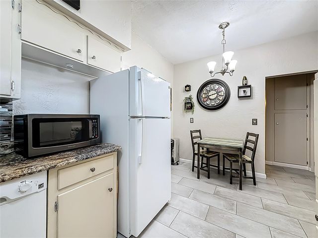 4051 58TH STREET N 239C, St Petersburg, FL 33709