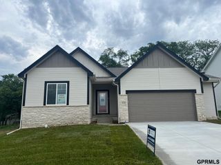 4510 Barksdale Drive, Bellevue, NE 68133