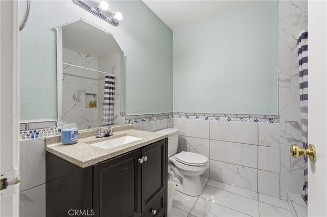 37137 26th Street E, Palmdale, CA 93550