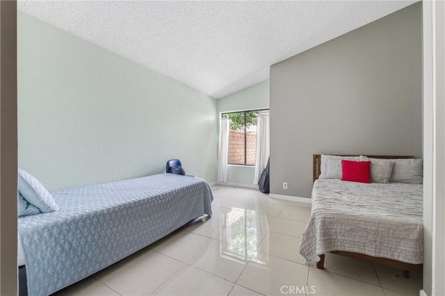 37137 26th Street E, Palmdale, CA 93550