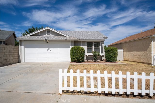37137 26th Street E, Palmdale, CA 93550