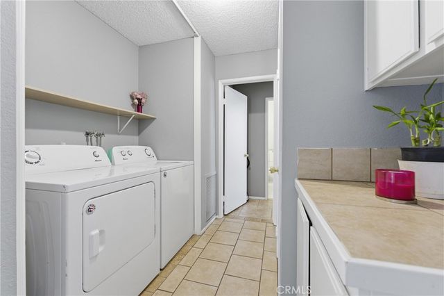 37137 26th Street E, Palmdale, CA 93550