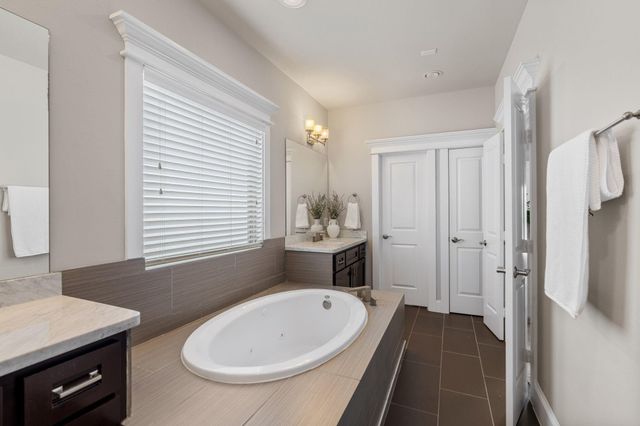 516 W 24th Street, Houston, TX 77008