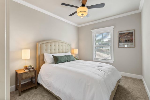 516 W 24th Street, Houston, TX 77008