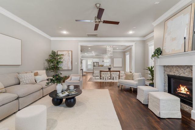 516 W 24th Street, Houston, TX 77008