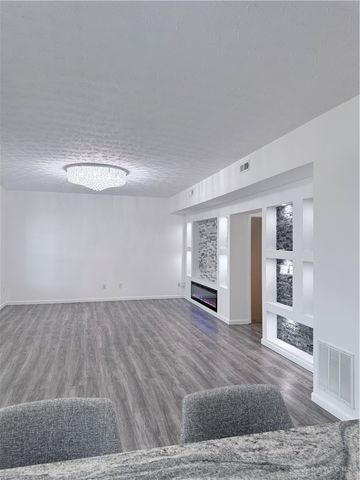 8127 Bushclover Drive, Tipp City, OH 45371